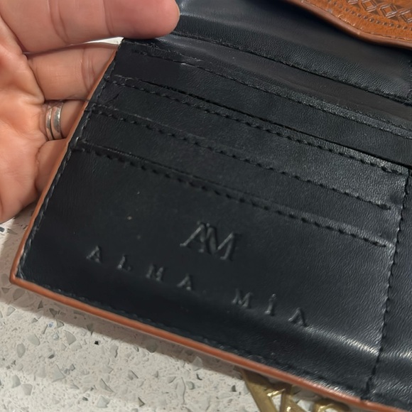 🤎Alma Mia Signature Wallet - Picture 13 of 17